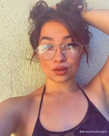 Lizzywurst page leaked private photo uncensored HD quality