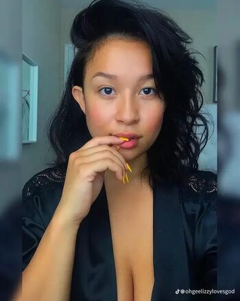 Lizzywurst page leaked private photo uncensored HD quality