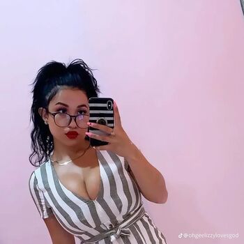 Lizzywurst page leaked private photo uncensored HD quality