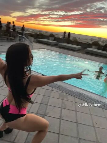 Lizzywurst leaked private photo uncensored HD quality