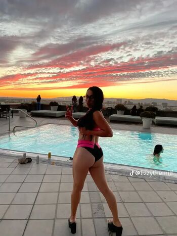 Lizzywurst leaked private photo uncensored HD quality