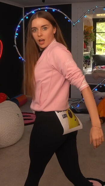 Loserfruit  page leaked private photo uncensored HD quality