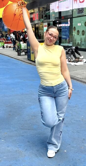Lucie swartvagher page leaked private photo uncensored HD quality