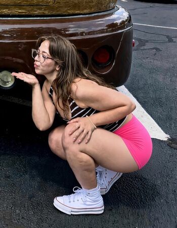 Lucie swartvagher page leaked private photo uncensored HD quality