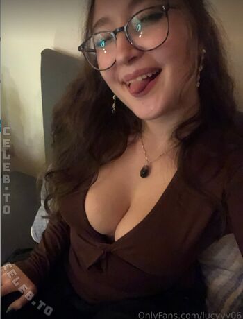 Lucyyy  page leaked private photo uncensored HD quality