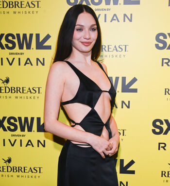 Maddie ziegler  page leaked private photo uncensored HD quality