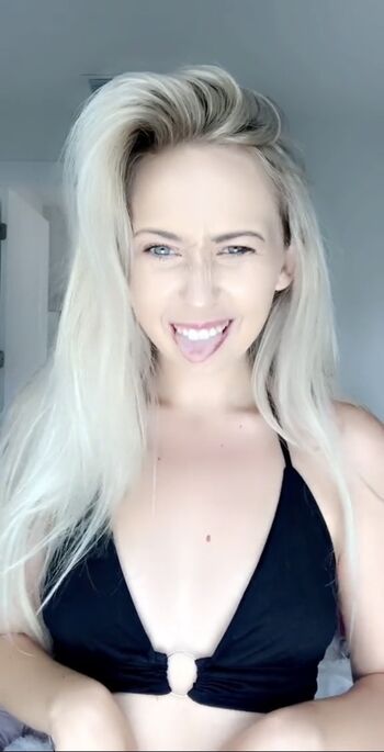 Maddimegan leaked private photo uncensored HD quality