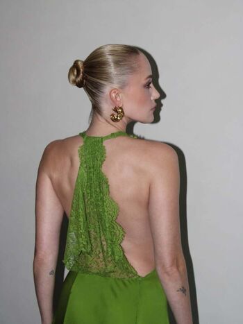 Maika monroe page leaked private photo uncensored HD quality
