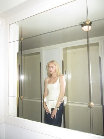 Maika monroe page leaked private photo uncensored HD quality