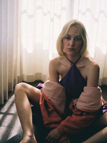Maika monroe page leaked private photo uncensored HD quality
