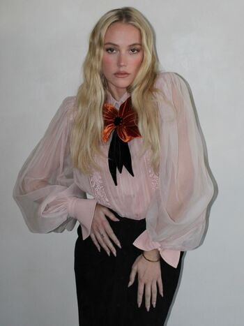 Maika monroe page leaked private photo uncensored HD quality