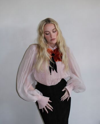 Maika monroe page leaked private photo uncensored HD quality
