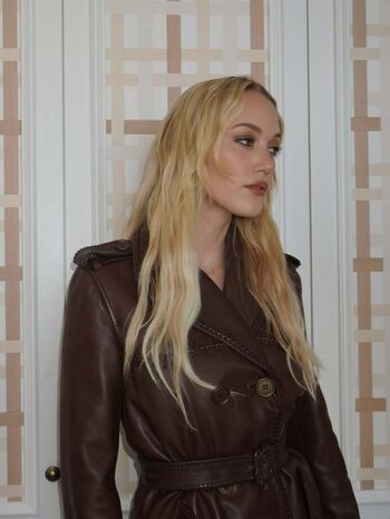 Maika monroe leaked private photo uncensored HD quality