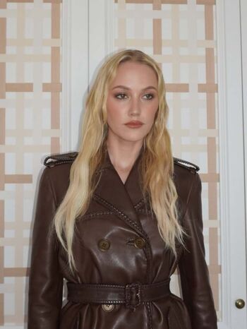Maika monroe leaked private photo uncensored HD quality