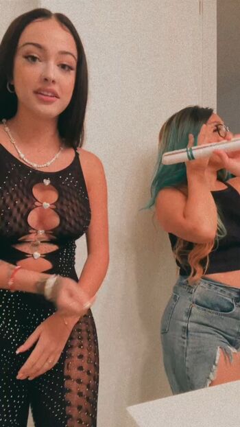 Malu trevejo  page leaked private photo uncensored HD quality
