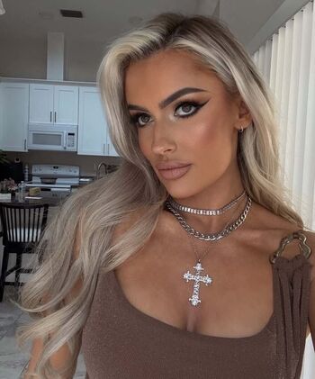 Mariah may  page leaked private photo uncensored HD quality