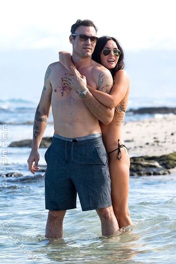 Megan fox  page leaked private photo uncensored HD quality