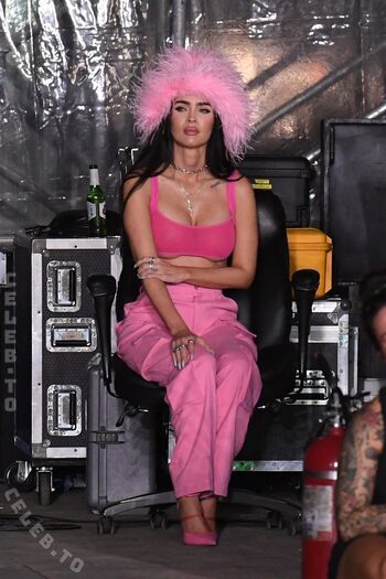 Megan fox  page leaked private photo uncensored HD quality