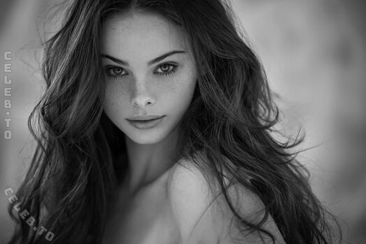 Meika woollard page leaked private photo uncensored HD quality