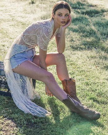 Meika woollard page leaked private photo uncensored HD quality