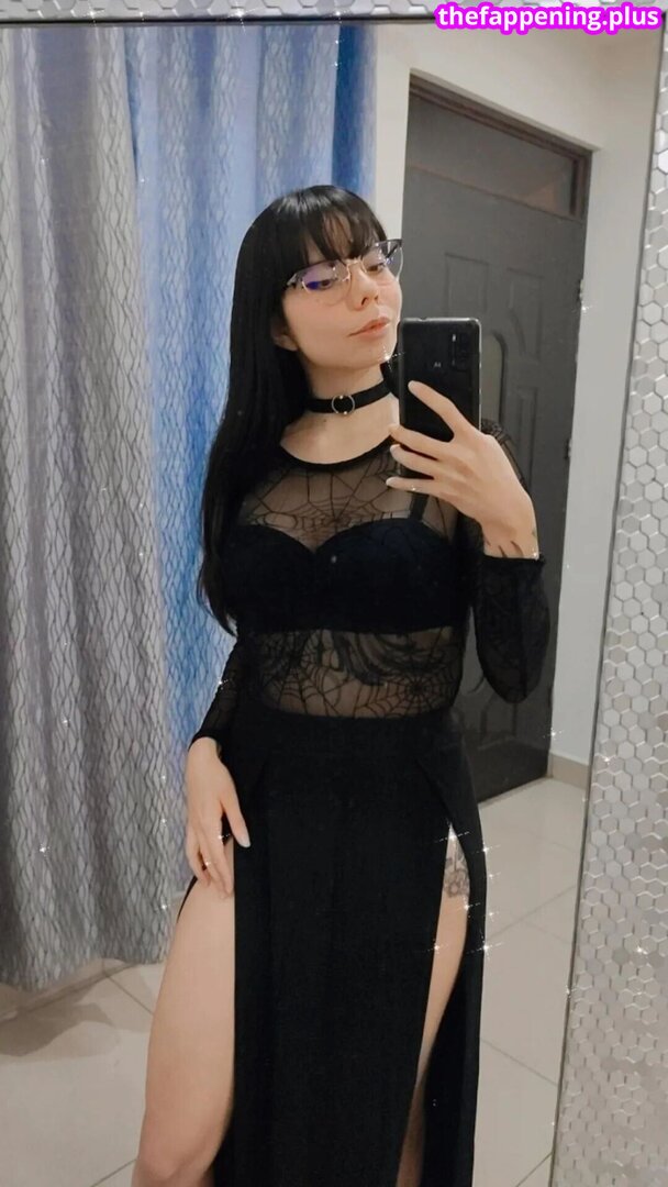 Lily collins leaked private photo uncensored HD quality