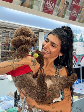 Mia khalifa  page leaked private photo uncensored HD quality