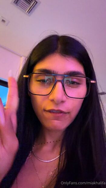 Mia khalifa  page leaked private photo uncensored HD quality