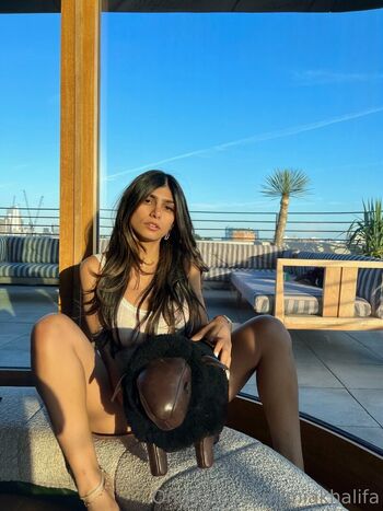 Mia khalifa  page leaked private photo uncensored HD quality