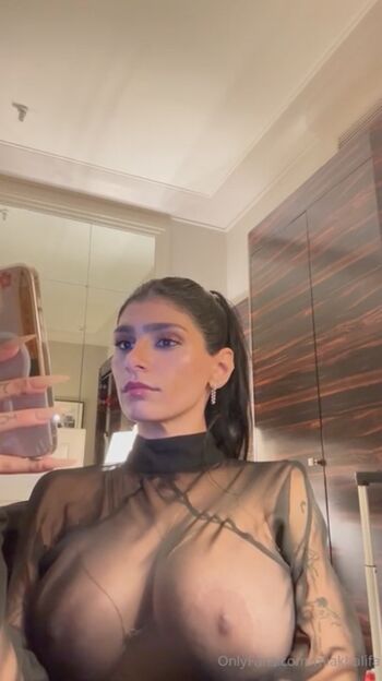 Mia khalifa  page leaked private photo uncensored HD quality
