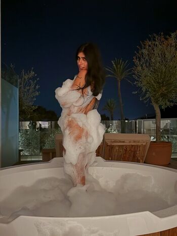 Mia khalifa  page leaked private photo uncensored HD quality