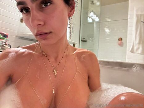 Mia khalifa  page leaked private photo uncensored HD quality