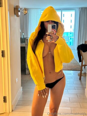 Mia khalifa  page leaked private photo uncensored HD quality