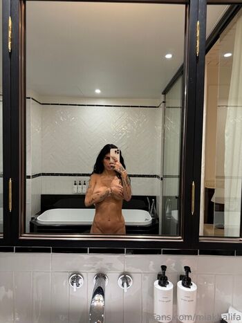 Mia khalifa  page leaked private photo uncensored HD quality