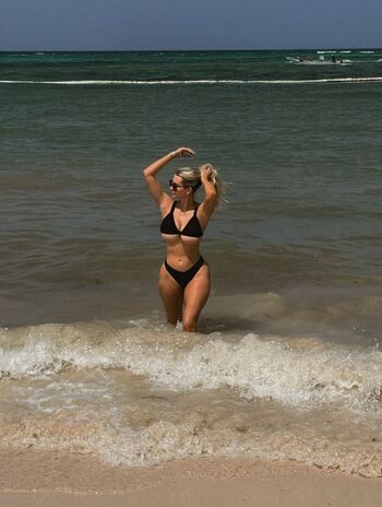 Mikayladvip  page leaked private photo uncensored HD quality