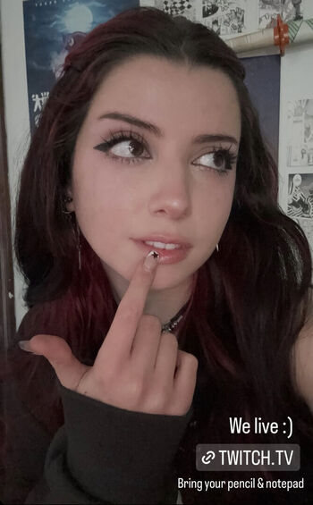 Mikiexe page leaked private photo uncensored HD quality