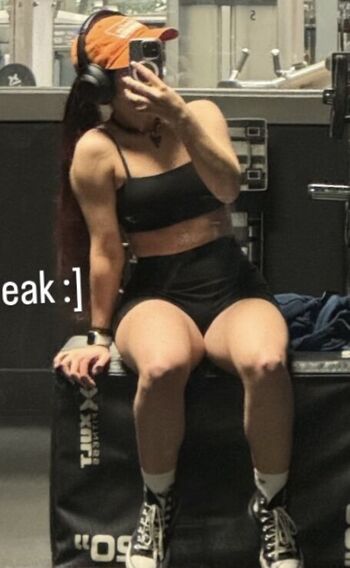 Mikiexe page leaked private photo uncensored HD quality