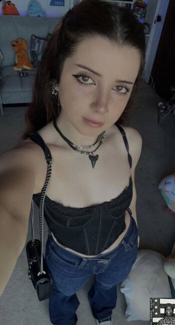 Mikiexe page leaked private photo uncensored HD quality