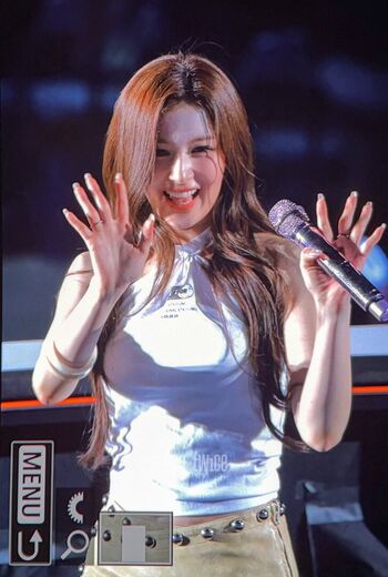 Minatozaki sana page leaked private photo uncensored HD quality