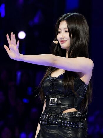 Minatozaki sana page leaked private photo uncensored HD quality