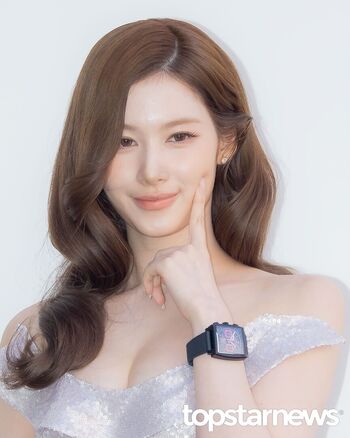 Minatozaki sana leaked private photo uncensored HD quality