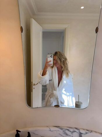 Natasha oakley page leaked private photo uncensored HD quality