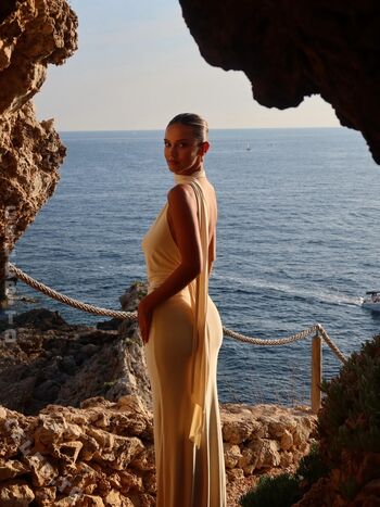 Nicola cavanis page leaked private photo uncensored HD quality
