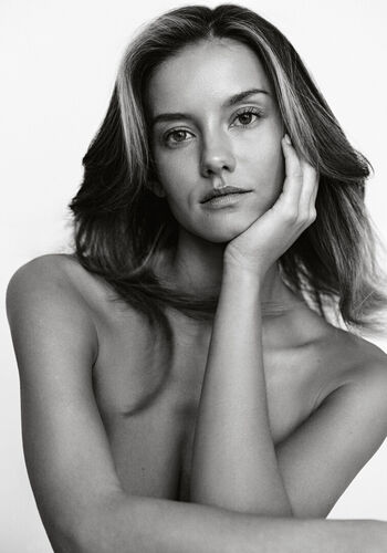 Nicola cavanis page leaked private photo uncensored HD quality