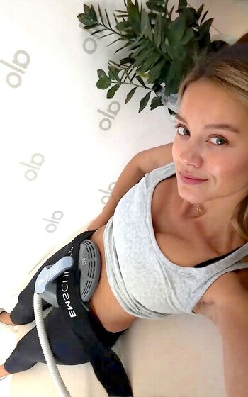 Nicola cavanis page leaked private photo uncensored HD quality
