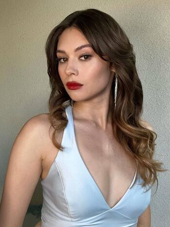 Nicole maines leaked private photo uncensored HD quality