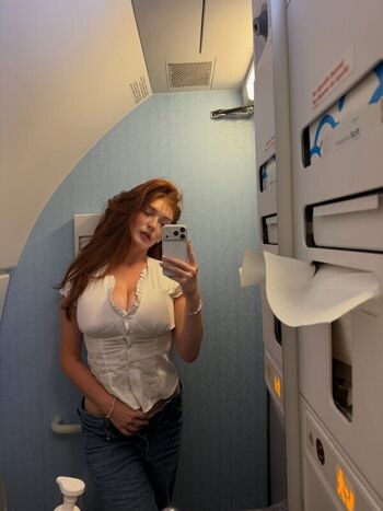 Notemilyb page leaked private photo uncensored HD quality