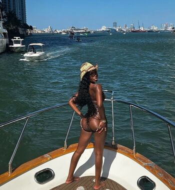 Olandria carthen page leaked private photo uncensored HD quality