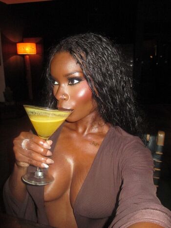 Olandria carthen leaked private photo uncensored HD quality