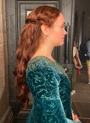 Olivia cooke page leaked private photo uncensored HD quality