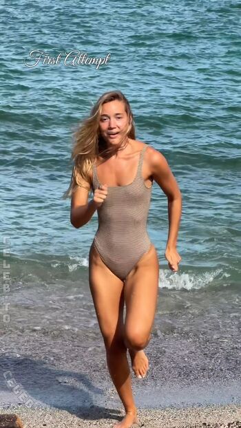 Olivia ponton page leaked private photo uncensored HD quality